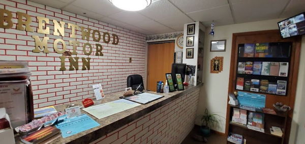 Rainbow Motel - From Web Listing (newer photo)